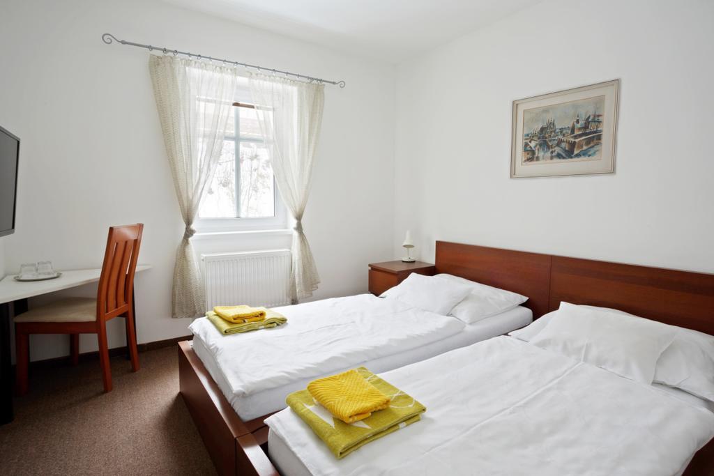 Blanik Hotel Jáchymov Esterno foto